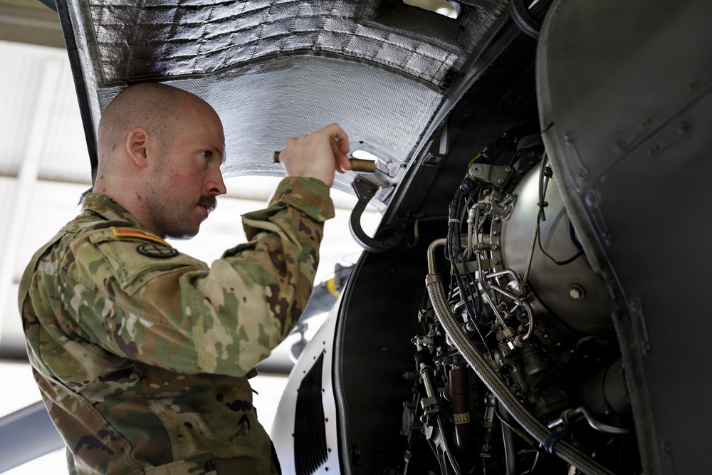 South Dakota Army National Guard Helicopters Provide Rapid Response Support