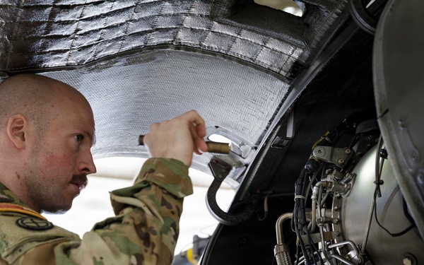 South Dakota Army National Guard Helicopters Provide Rapid Response Support