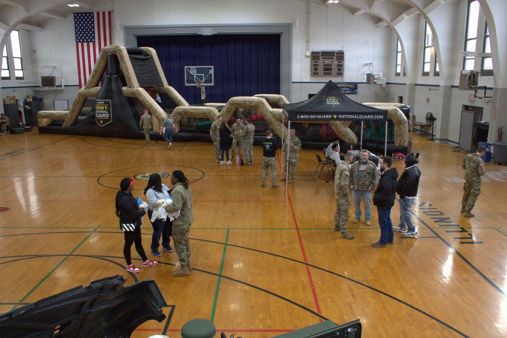 Illinois Army National Guard Field Artillery Unit Holds Open House in Sycamore