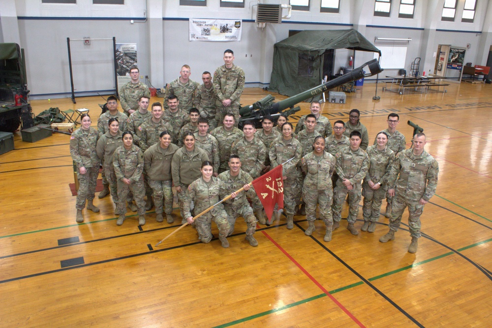 Illinois Army National Guard Field Artillery Unit Holds Open House in Sycamore