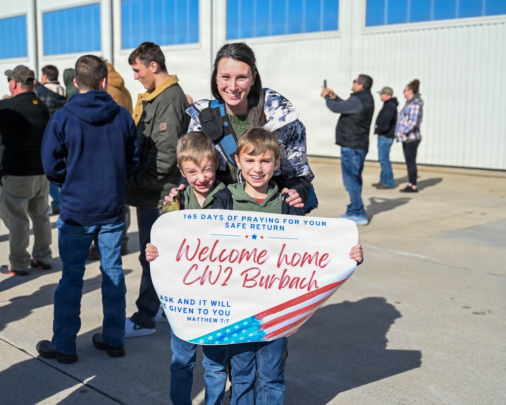 Illinois Army National Guard Engineer Soldiers Return from Middle East Deployment