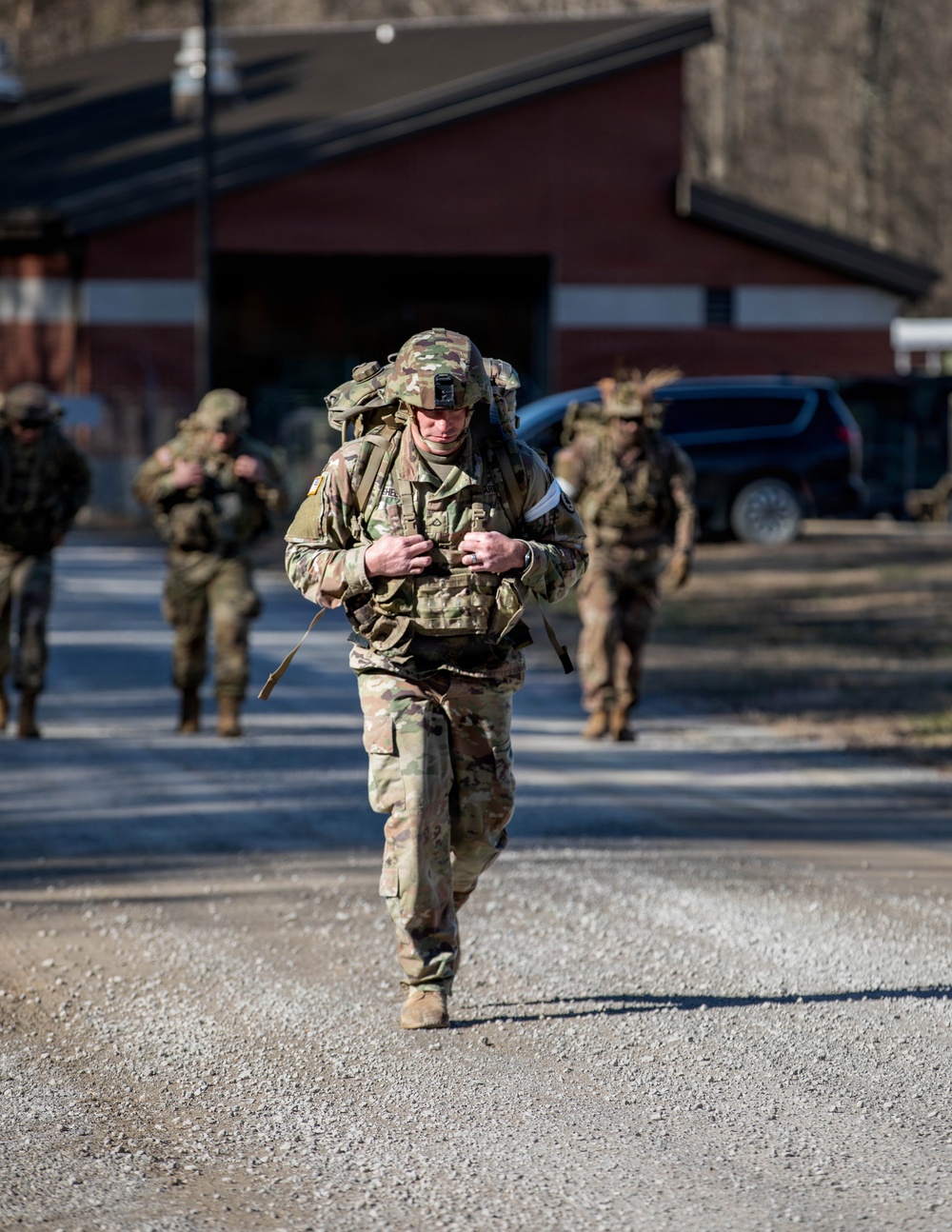Soldiers compete in 30th Troop Command Brigade Best Warrior Competition