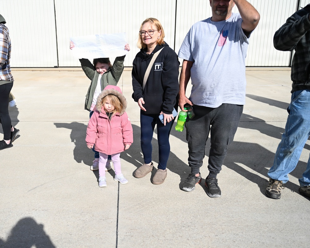 Illinois Army National Guard Engineer Soldiers Return from Middle East Deployment