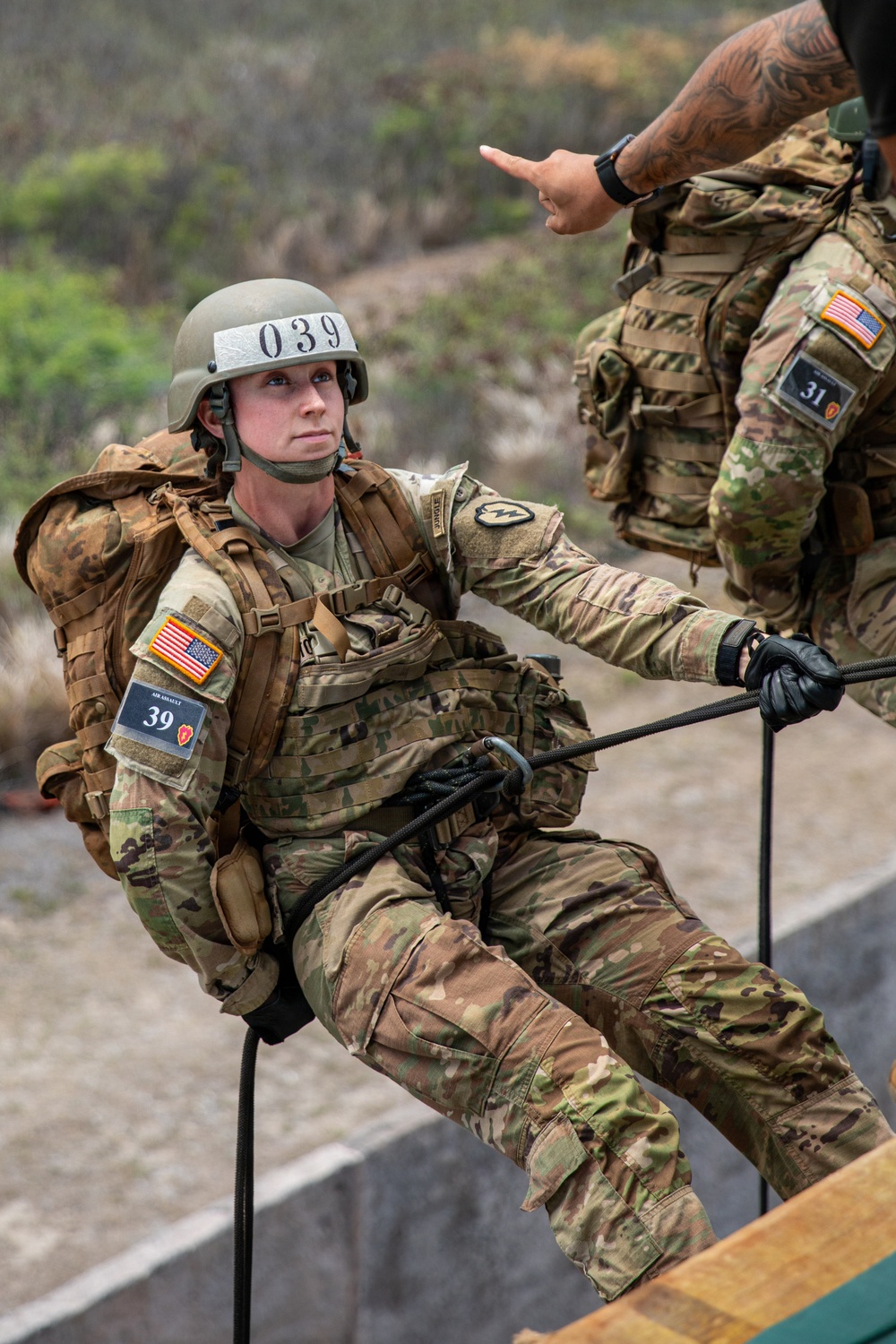 U.S. Army Soldiers conduct Air Assault training across Oahu