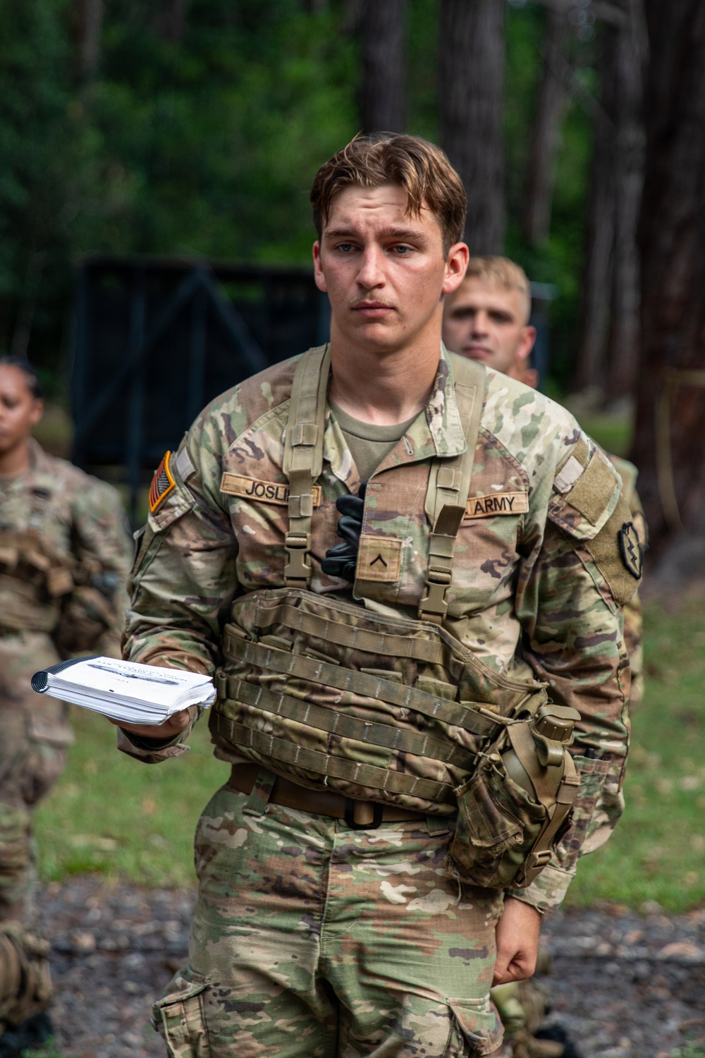 U.S. Army Soldiers conduct Air Assault training across Oahu