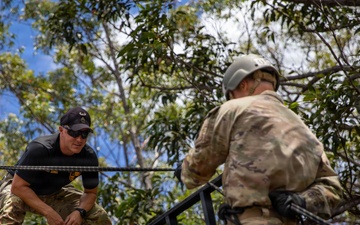 U.S. Army Soldiers conduct Air Assault training across Oahu