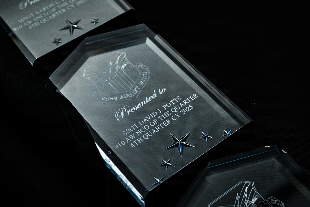 910th Airlift Wing Annual Awards
