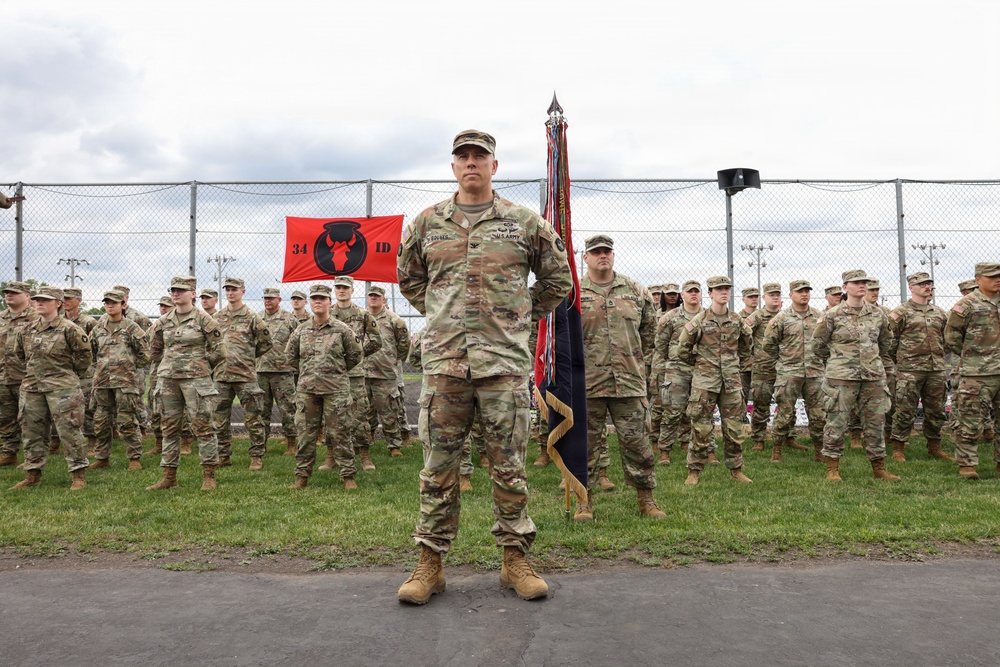2/34th IBCT send-off ceremony