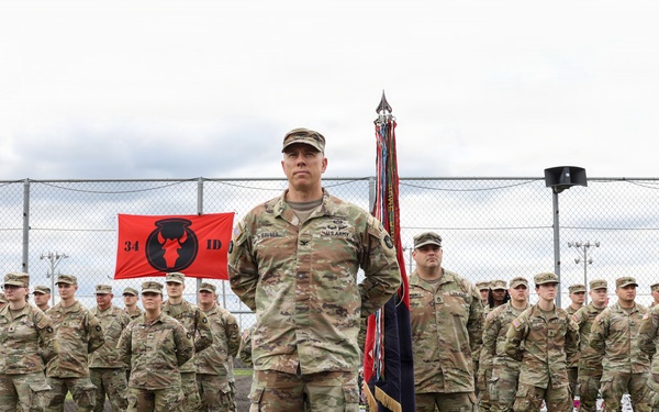 2/34th IBCT send-off ceremony