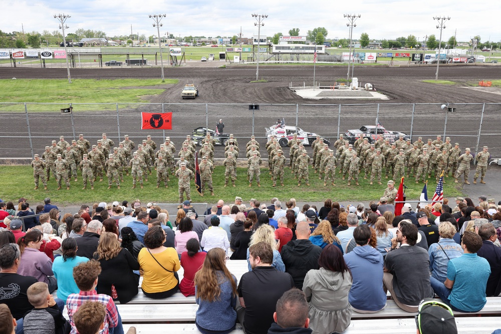 2/34th IBCT send-off ceremony