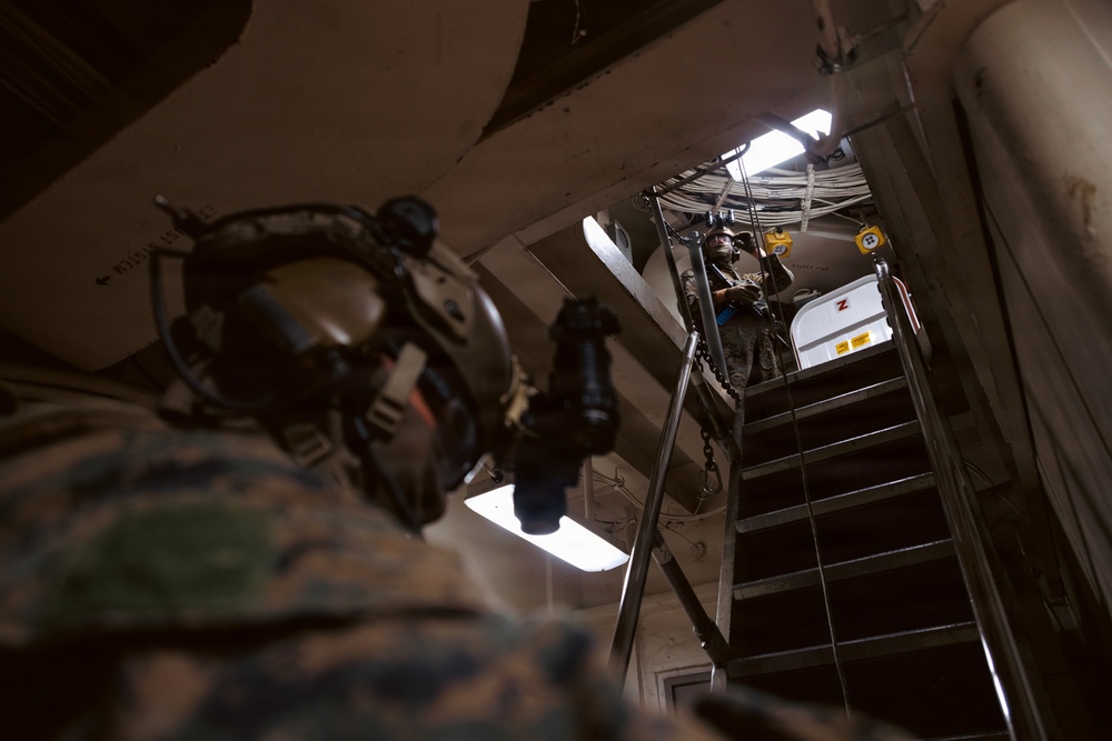 31st MEU | Visit, Board, Search, and Seizure exercise