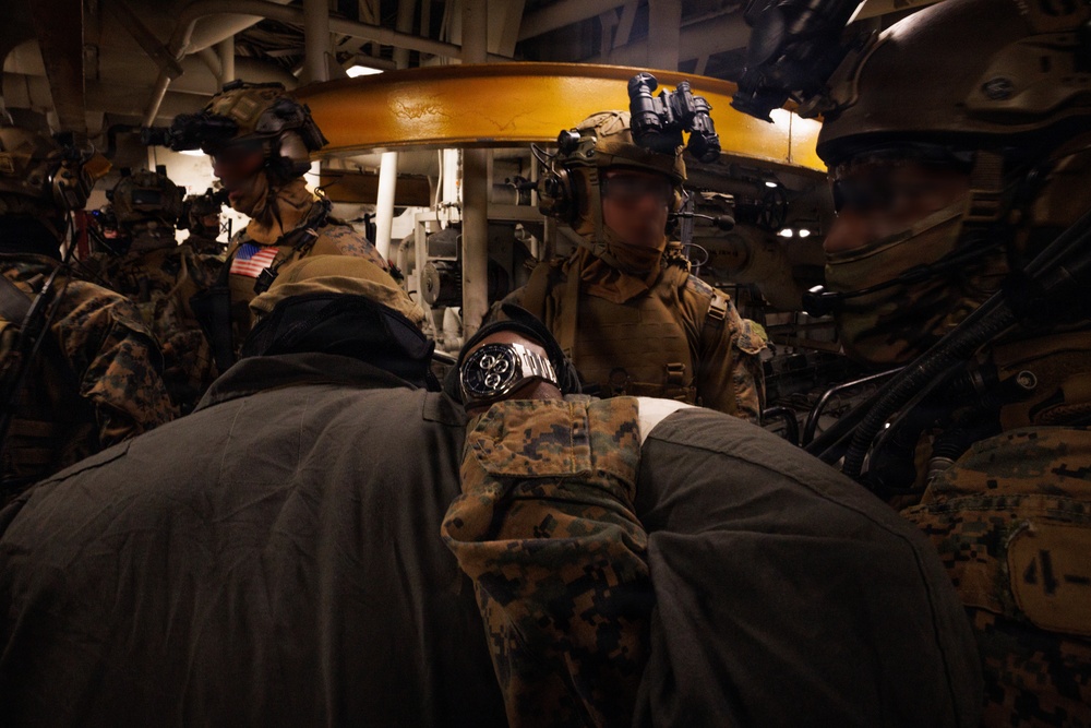 31st MEU | Visit, Board, Search, and Seizure exercise