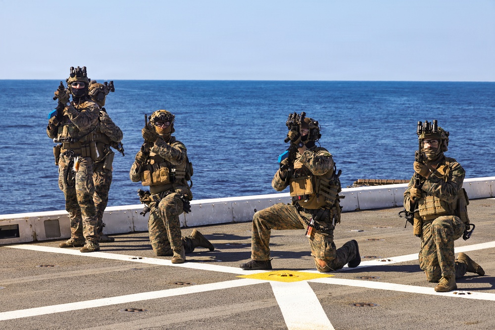 31st MEU | Visit, Board, Search, and Seizure exercise