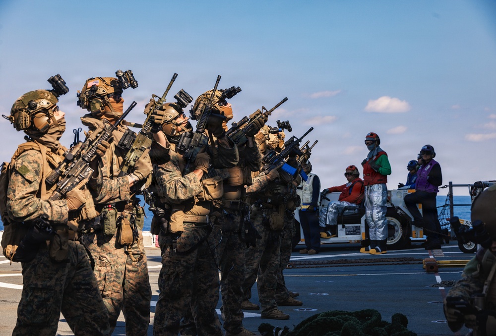 31st MEU | Visit, Board, Search, and Seizure exercise