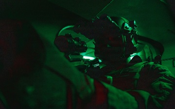 31st MEU | Night Visit, Board, Search, and Seizure exercise