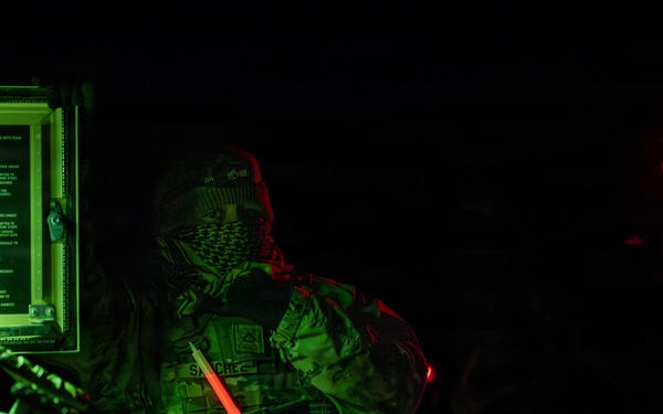 26th ERQS conducts FARP mission within CENTCOM AOR