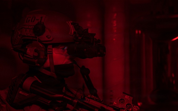 31st MEU | VBSS night operations
