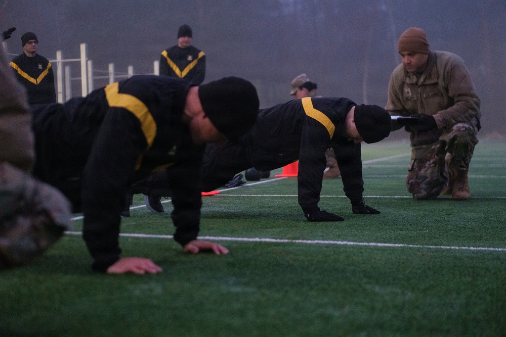 7th MSC Conducts Army Fitness Test in Germany