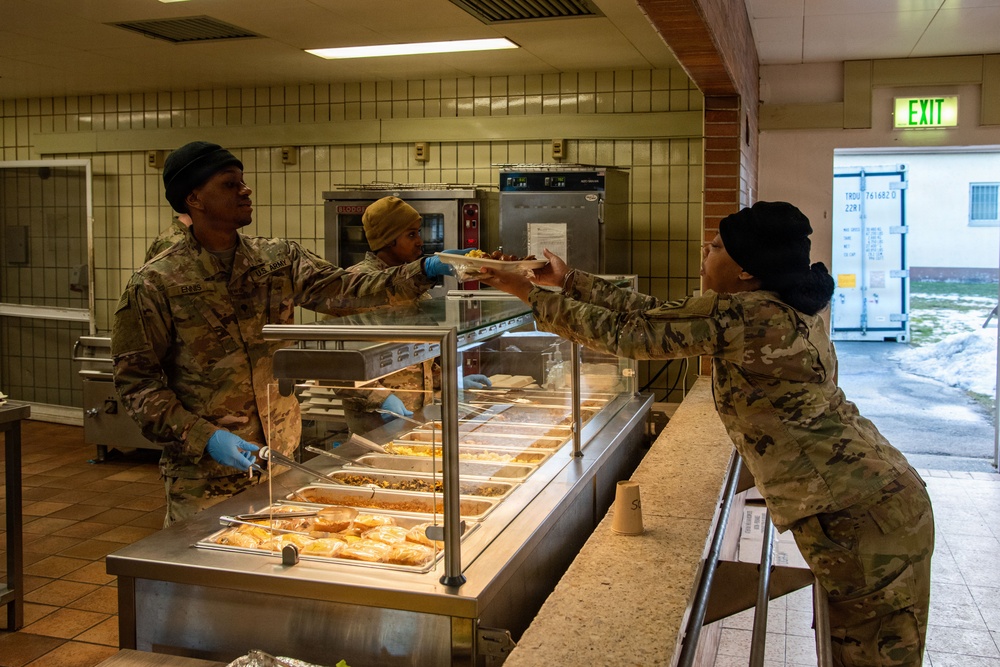3rd CAB Field Feeding Team