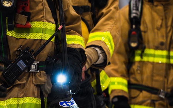 Firefighters’ smoky C-17 training