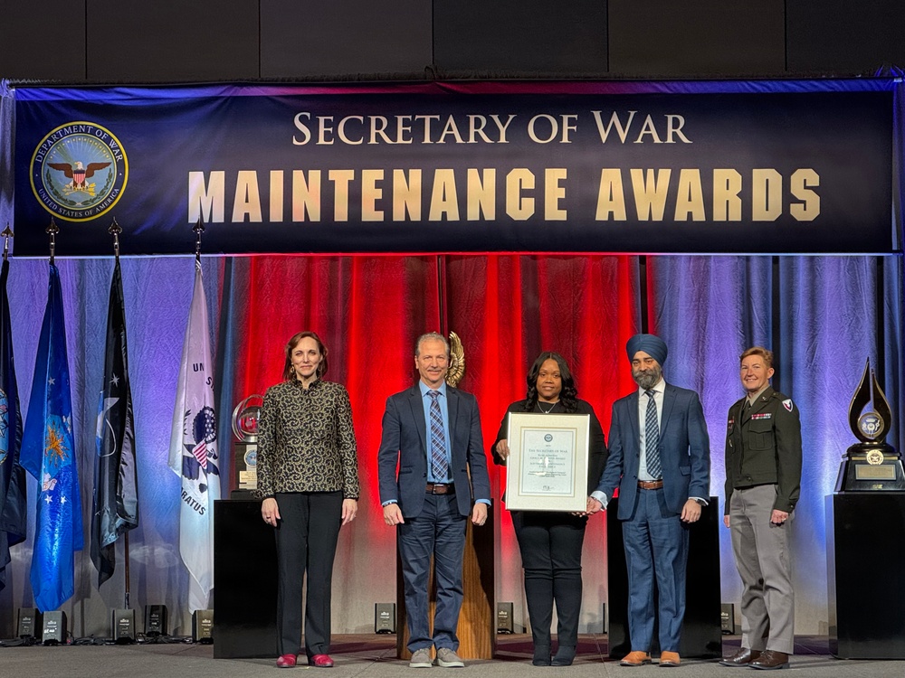 Sustained Excellence: Armaments Center Secures Second Hopper Award for Software Maintenance Prowess