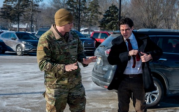 Congressman Turner Visits NASIC