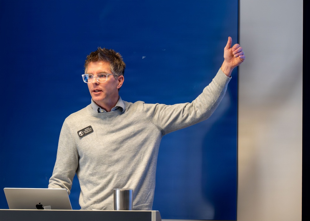 Eagle Institute leads AI 101: Leveraging AI for the Workspace workshop for AU