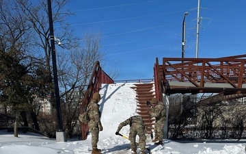 Amid freezing temps, OKGuard assistance warmly welcomed in D.C.