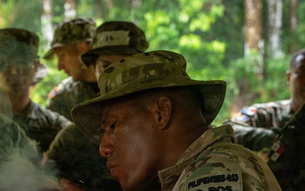 Jungle Operations Training Course-Panama: Primitive Fire Training