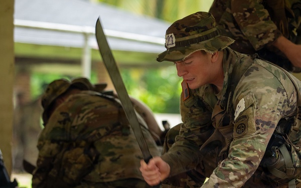 Jungle Operations Training Course-Panama: Primitive Fire Training