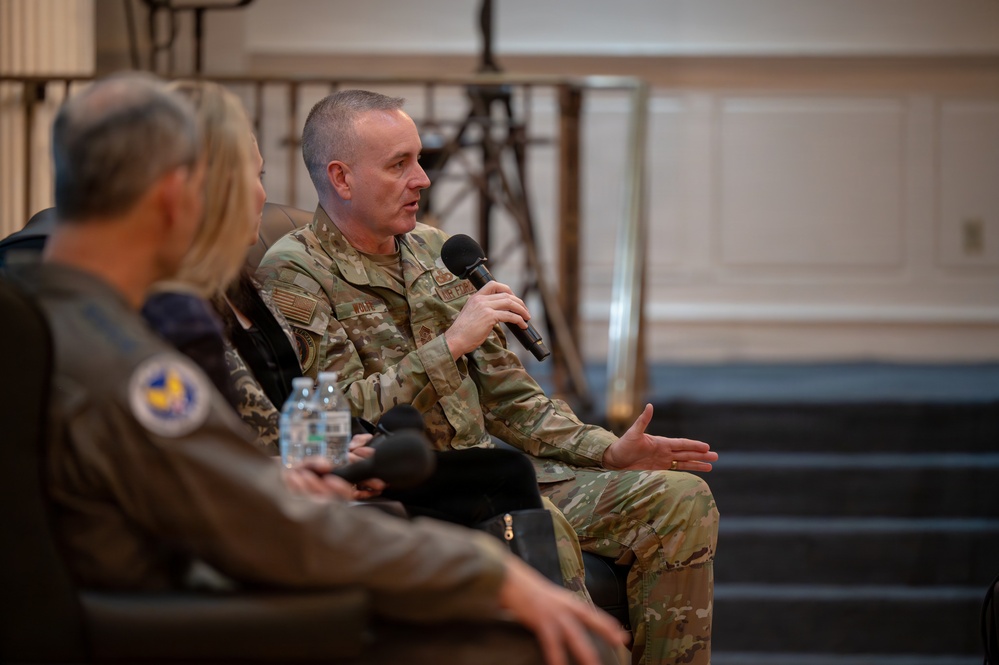 CSAF and CMSAF join Air University’s PCTT panel