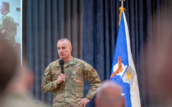 CSAF and CMSAF join Air University’s PCTT panel
