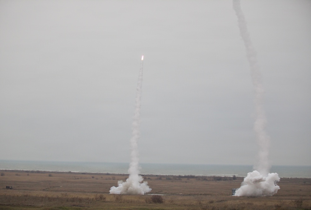 Dynamic Front 26: Capu Midia