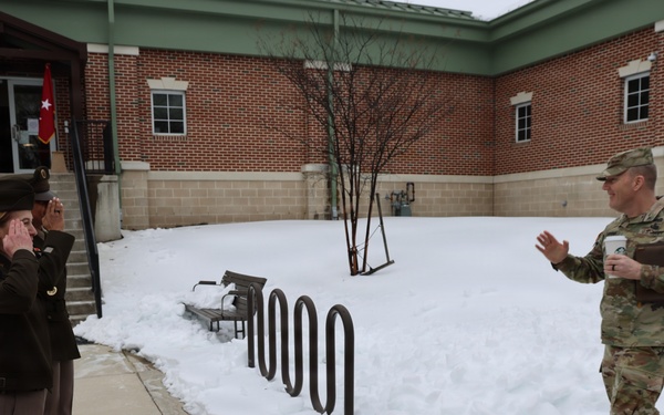 Lt. General Eubank Visits the 7th Signal Command (Theater)