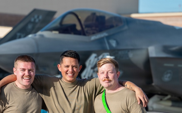 Tyndall F-35A Pilots Arrive to Nellis AFB in support of Red Flag 26-1