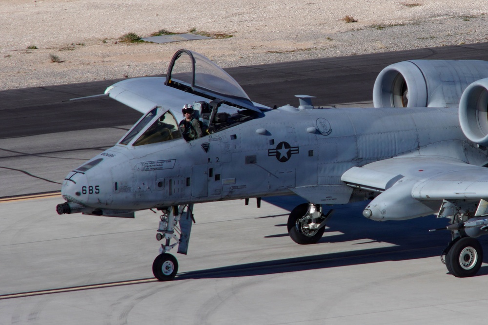 A-10 Thunderbolt II taxies