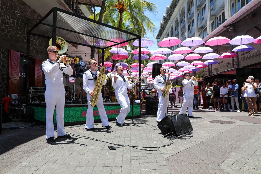 U.S. naval Forces Europe and Africa Band (Topside Brass Band) play at Caudan Waterfront (Umbrella Concert)