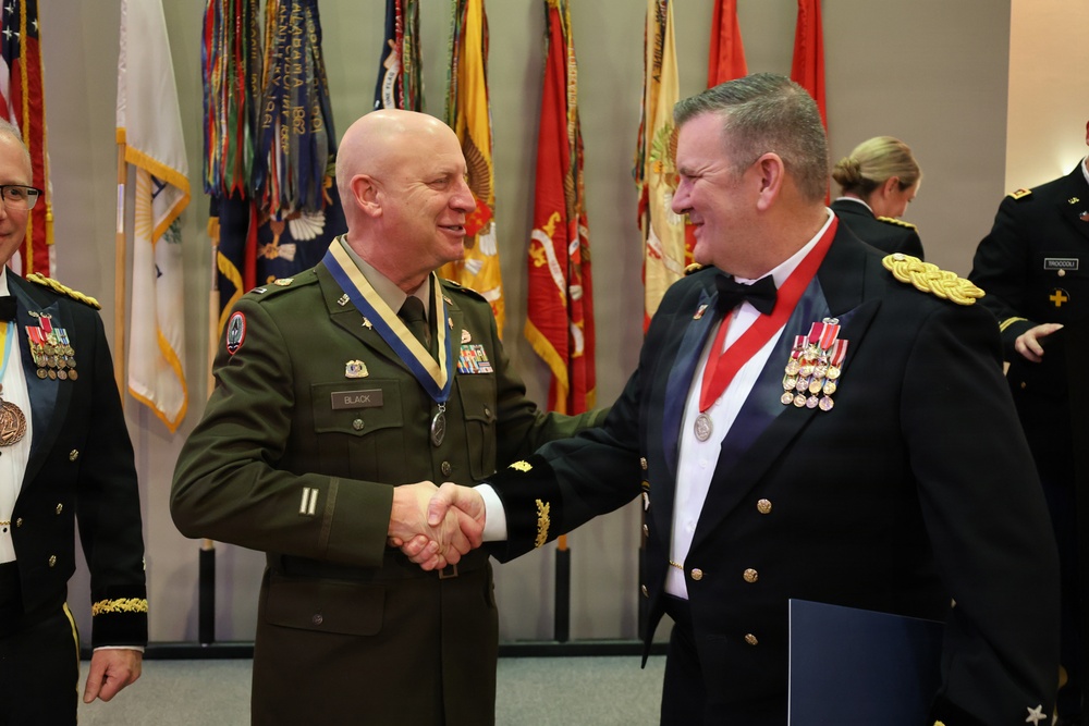 Illinois Army National Guard's 33rd IBCT Recognizes Several Soldiers at Brigade Ball