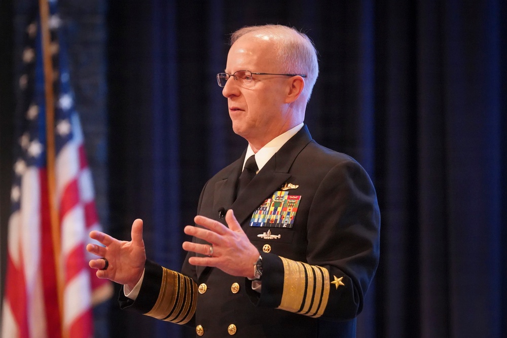 Chief of Naval Operations announces Navy’s “Fighting Instructions” during address at U.S. Naval War College