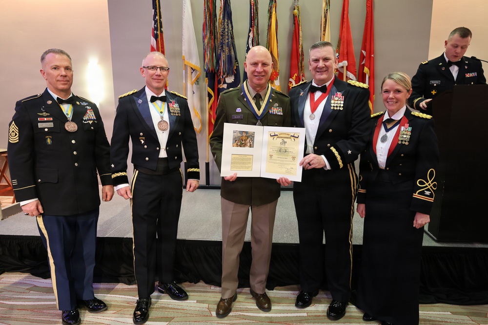 Illinois Army National Guard's 33rd IBCT Recognizes Several Soldiers at Brigade Ball