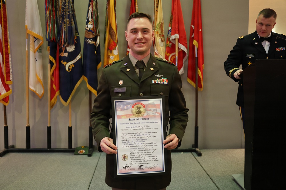 Illinois Army National Guard's 33rd IBCT Recognizes Several Soldiers at Brigade Ball