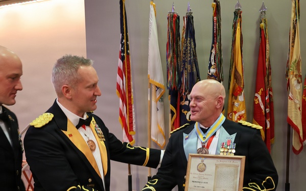 Illinois Army National Guard's 33rd IBCT Recognizes Several Soldiers at Brigade Ball