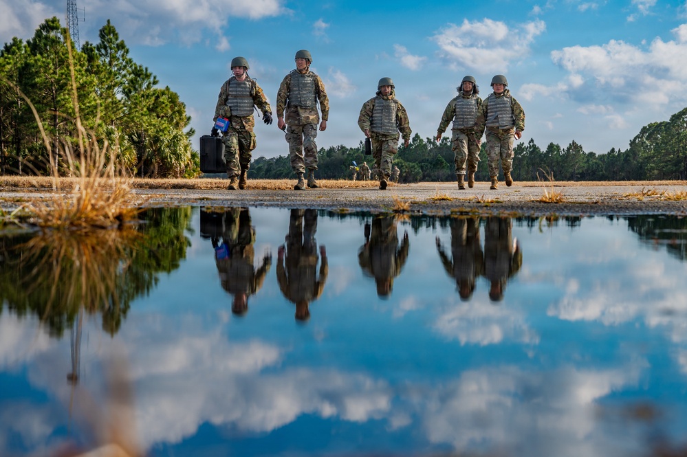 ALS Integrates Tactical Mission Command in Field Training Exercise