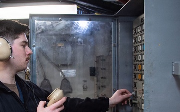 Reagan Sailors and Contractors Conduct Daily Operations