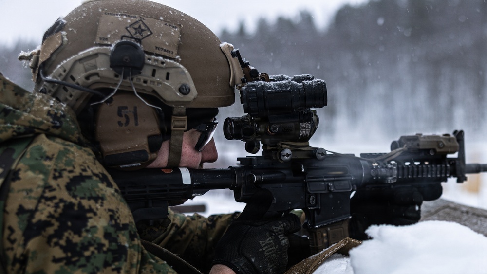 CORE26 | U.S. Marines Participate in a Live-Fire Range