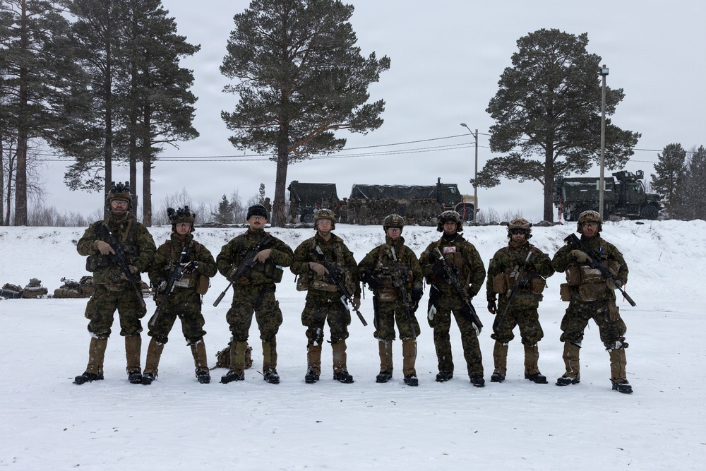 CORE26 | U.S. Marines Participate in a Live-Fire Range