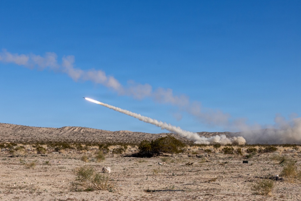 1/11 Launches HIMARS During SLTE 1-26