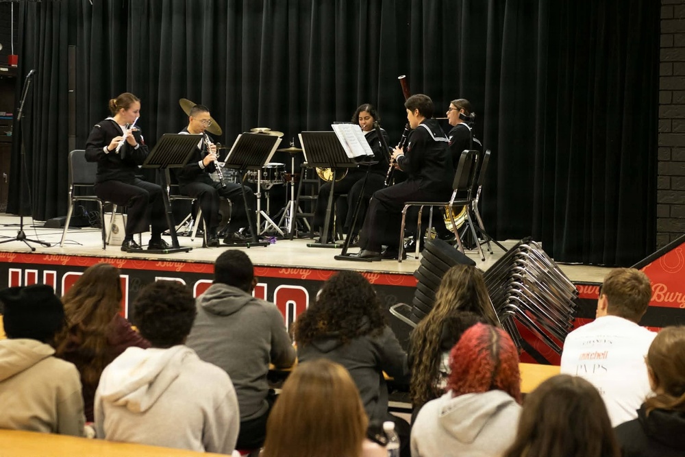 Navy Band Southeast's Brass Band and Woodwind Quintet perform at Middleburg High School