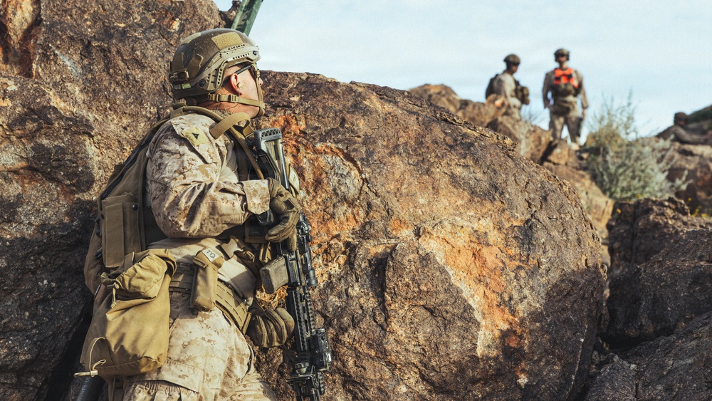 V37 Marines execute company attacks at Range 400