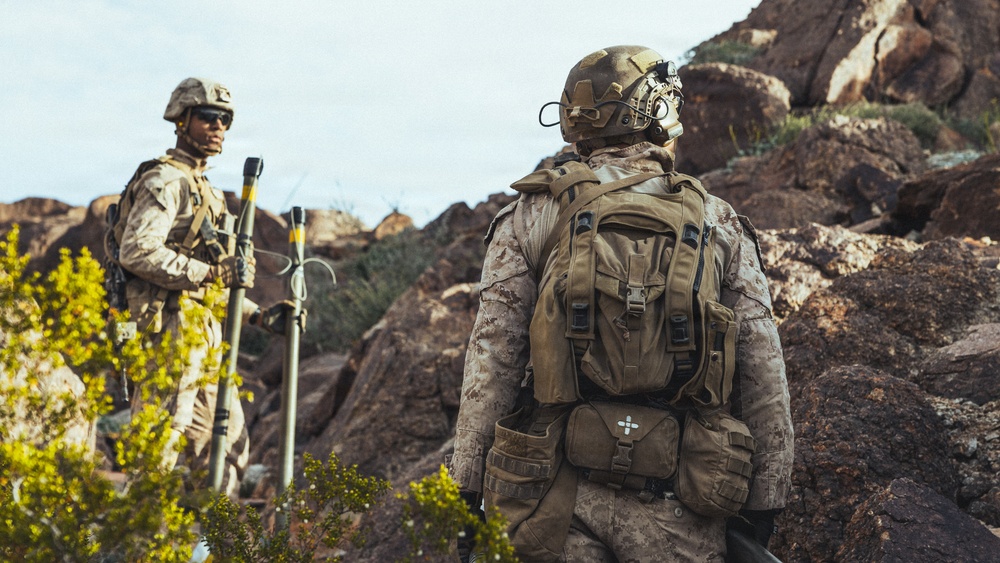 V37 Marines execute company attacks at Range 400